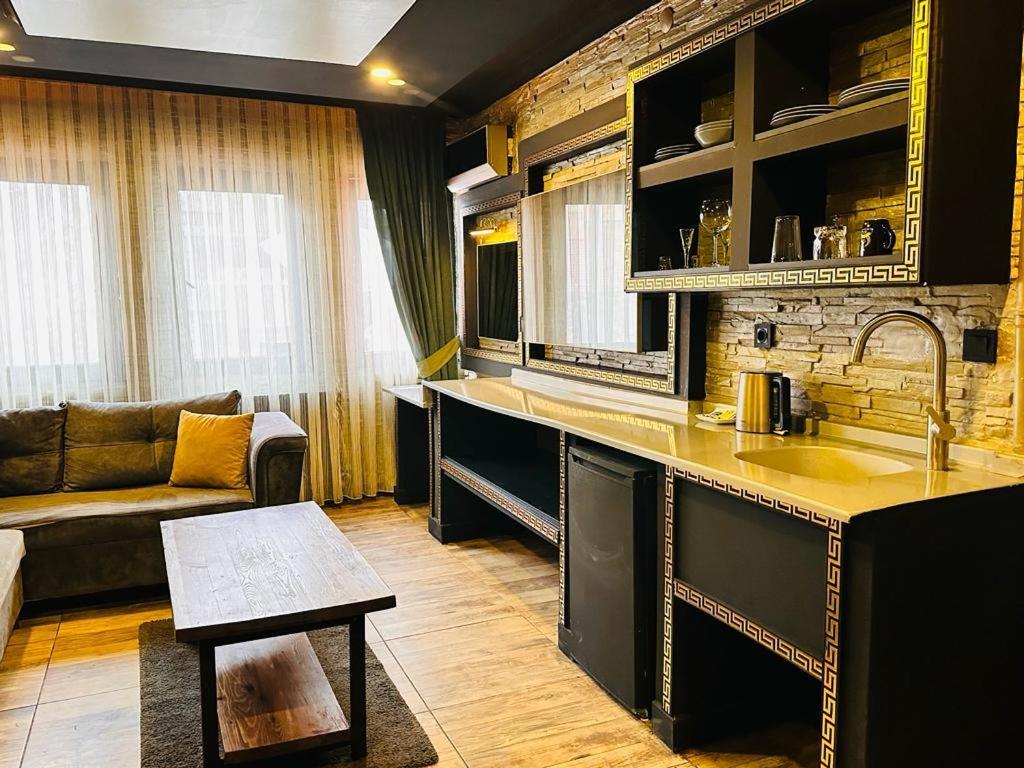 Golden Rock House Apartment Анкара Екстериор снимка